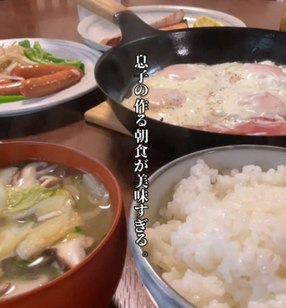 息子さんの作る朝食（＠koukouseinoobentouさんより提供）