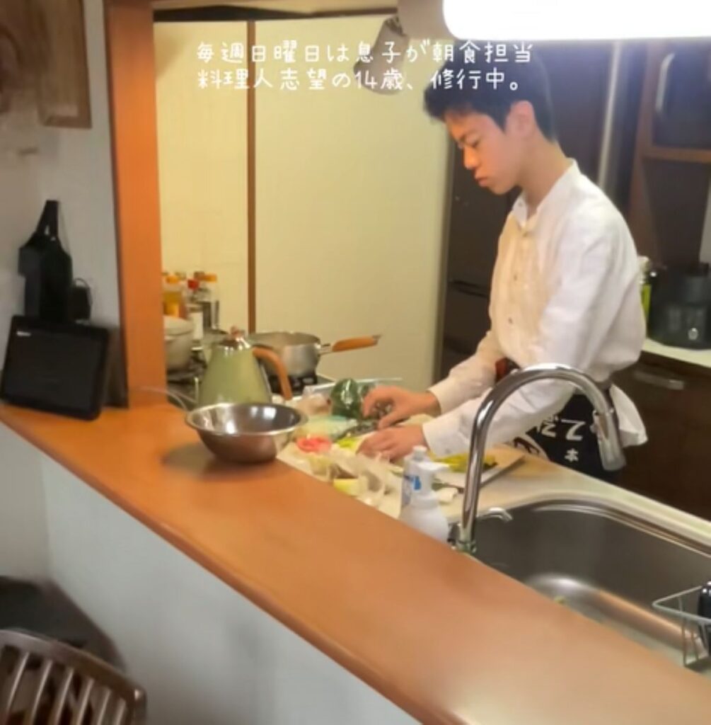 【実際の写真5枚】　息子さんが作った朝食