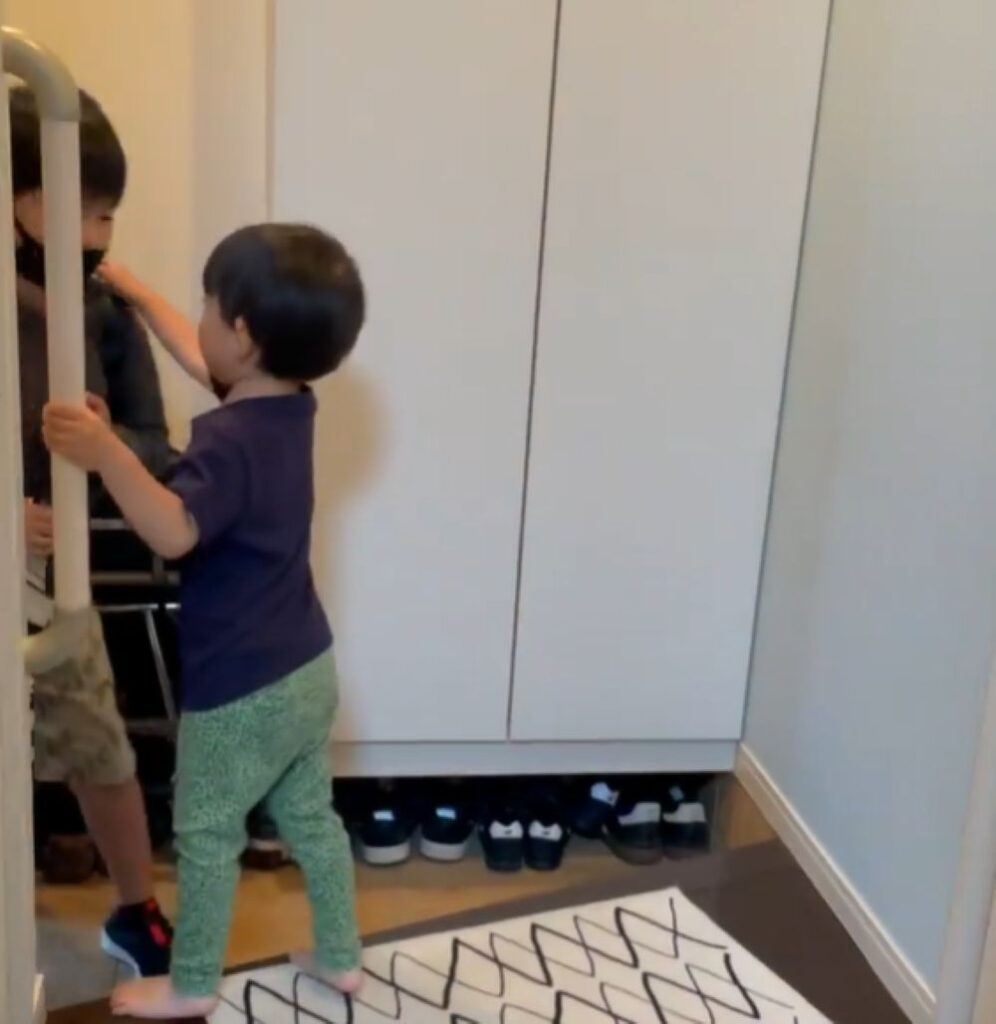 【実際の写真5枚】　ママが見た行動