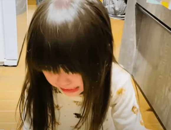 パパが大好きな4歳娘　しかし、よく見ていると…「パパさんは幸せ者だ」「最高ですね」「一生の宝」