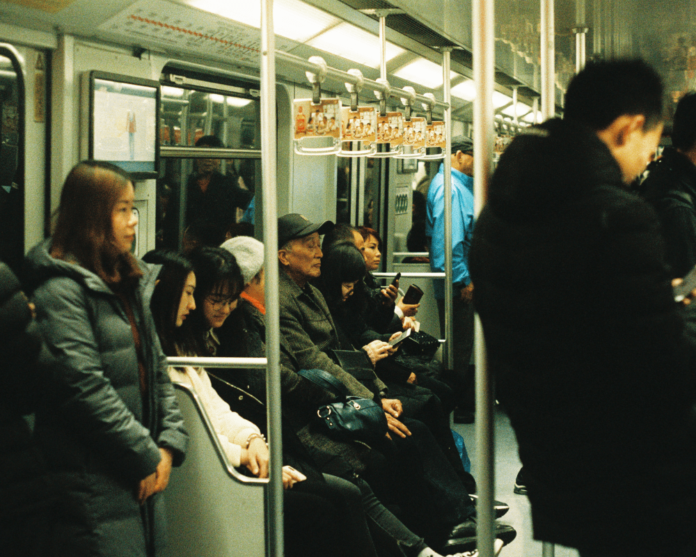 【写真】　電車内の様子