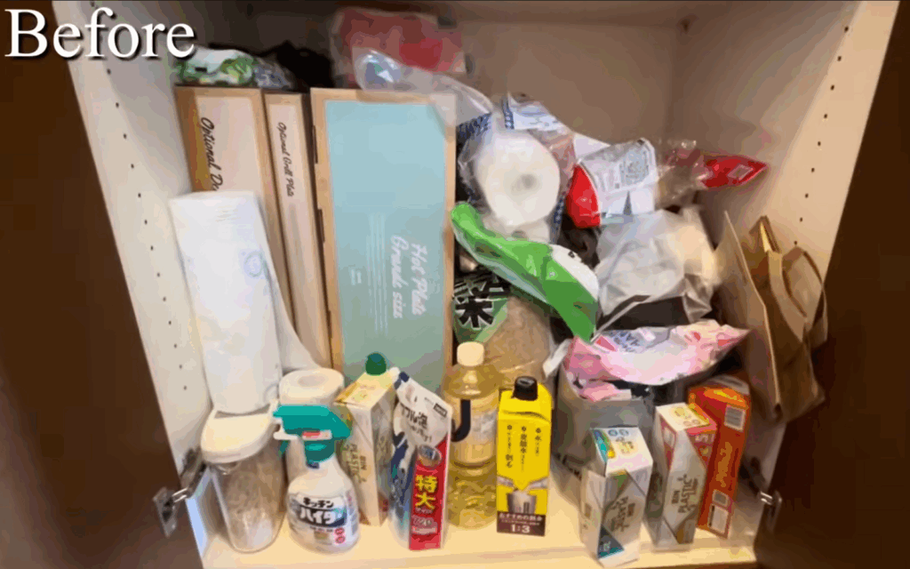 物が散乱していた棚も…（@tokino_kurashiさんより提供）