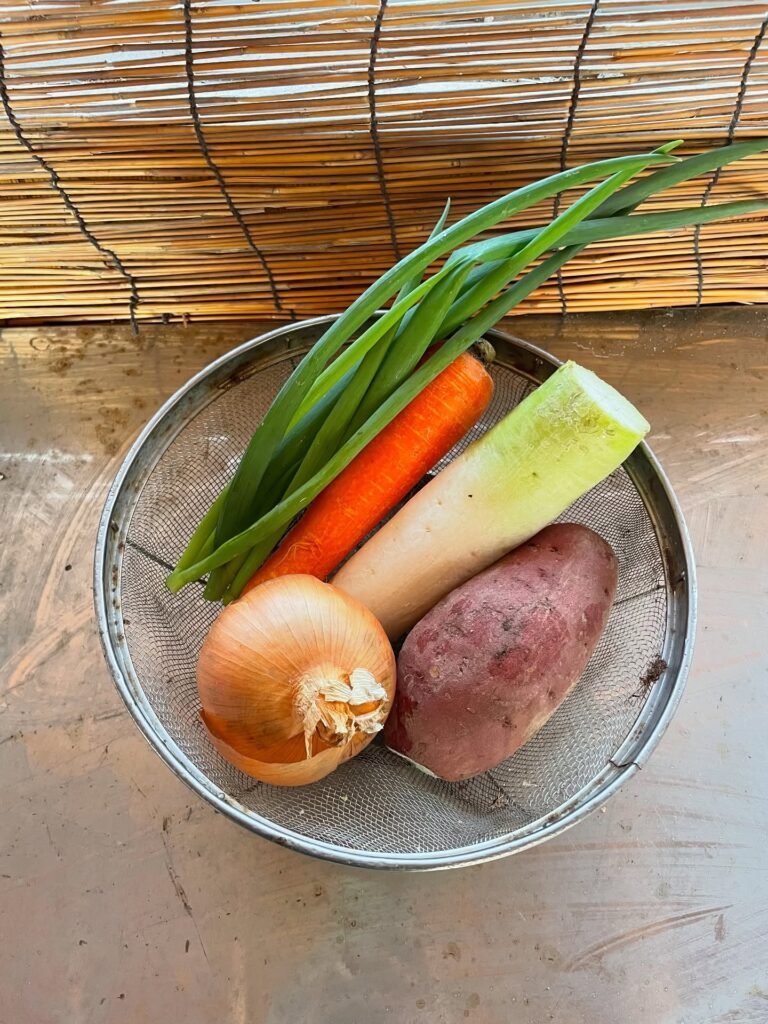 おばあちゃんが用意した食材（＠seikubuさんより提供）