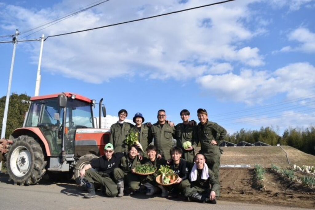 10人で始めた農業（＠fjp_fujiokaさんより提供）