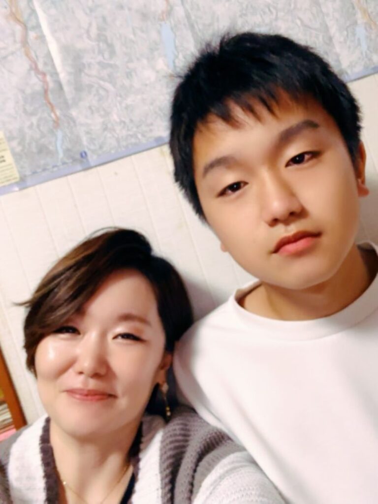 息子さんと②（大谷さんより提供）