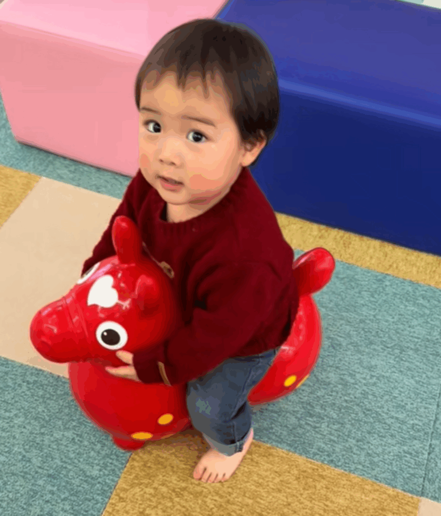 普段の息子さんの様子①（@osushi19さんより提供）