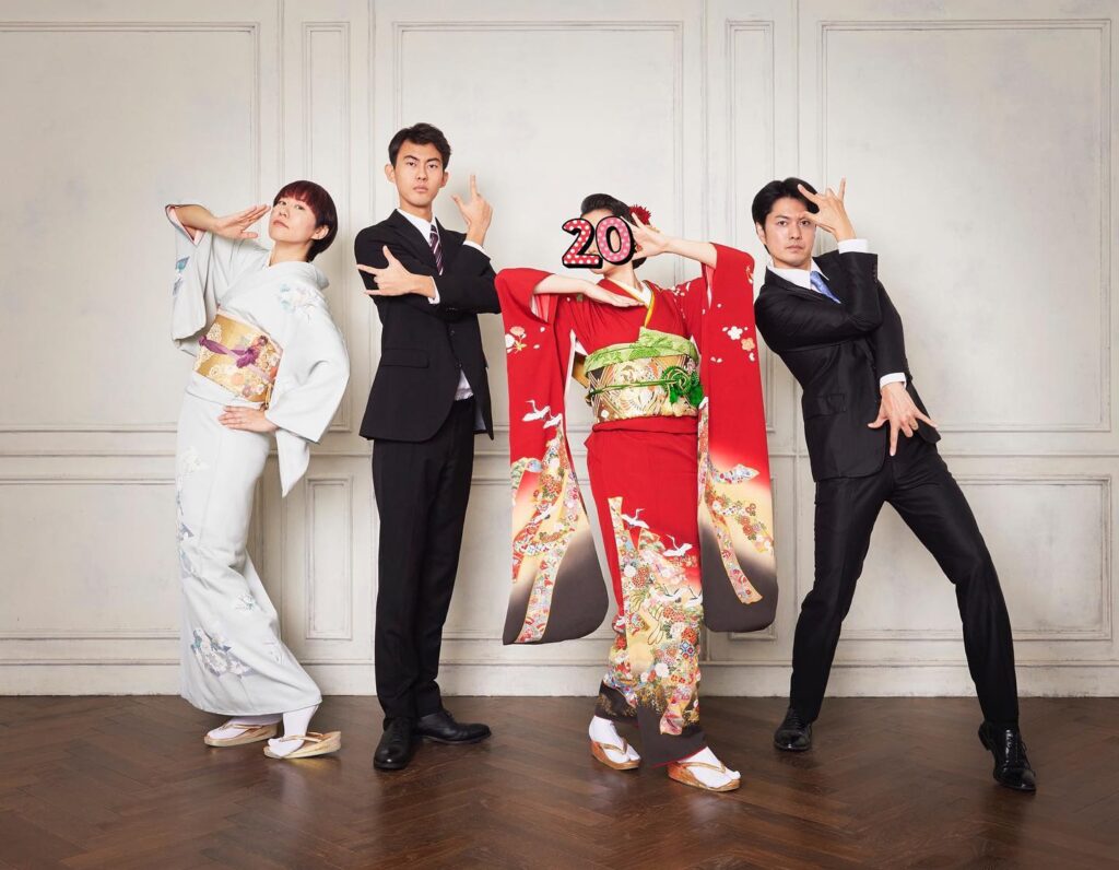 娘さんの成人式で撮った家族写真②（＠tsunoshuさんより提供）