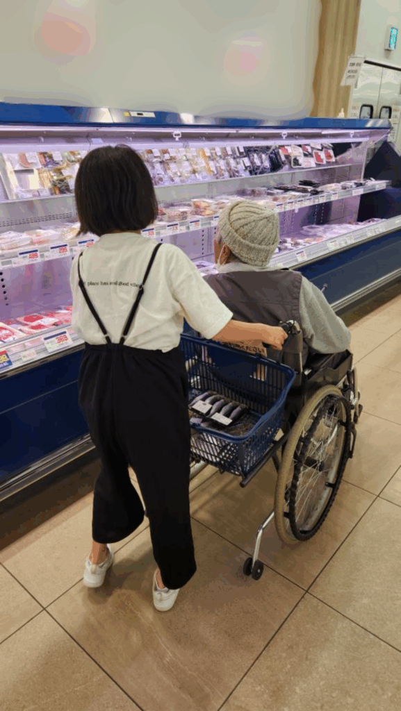 材料も自ら調達（@akemiarigaさんより提供）