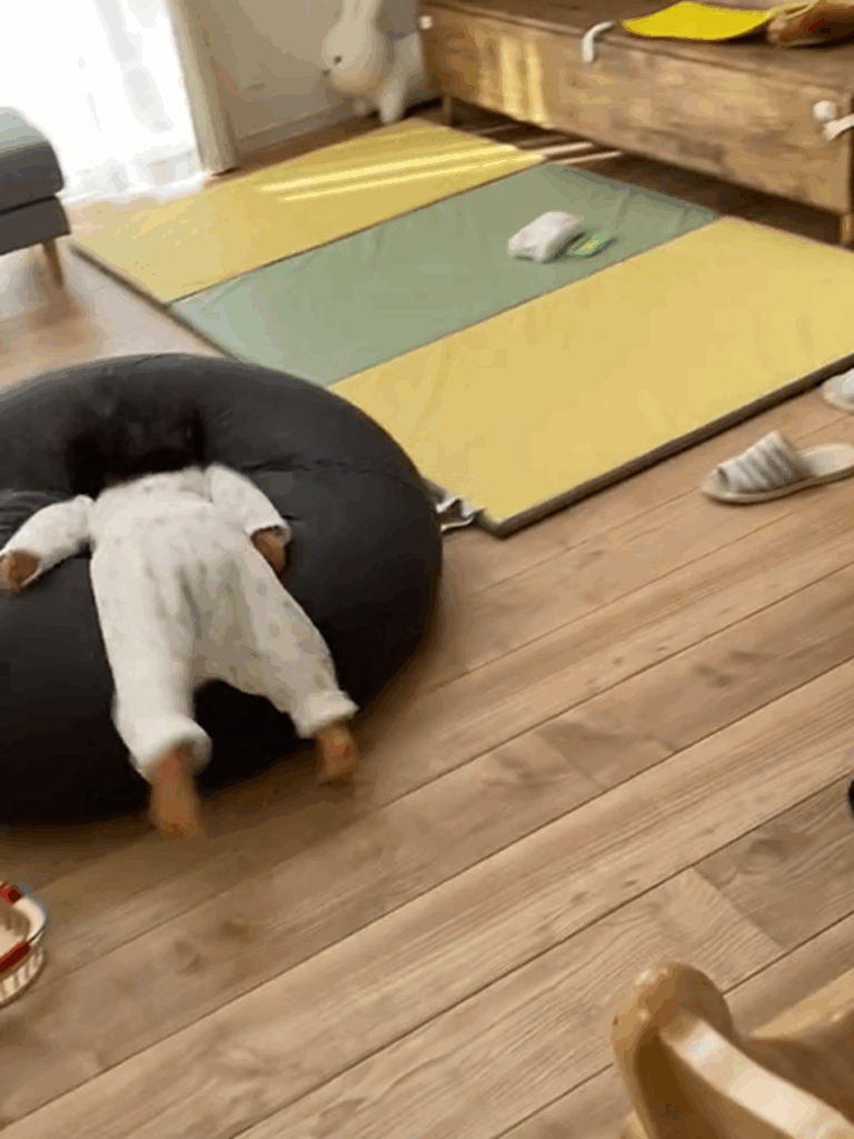 頭から思いっきりダイブ！（@7222_mmskさんより提供）