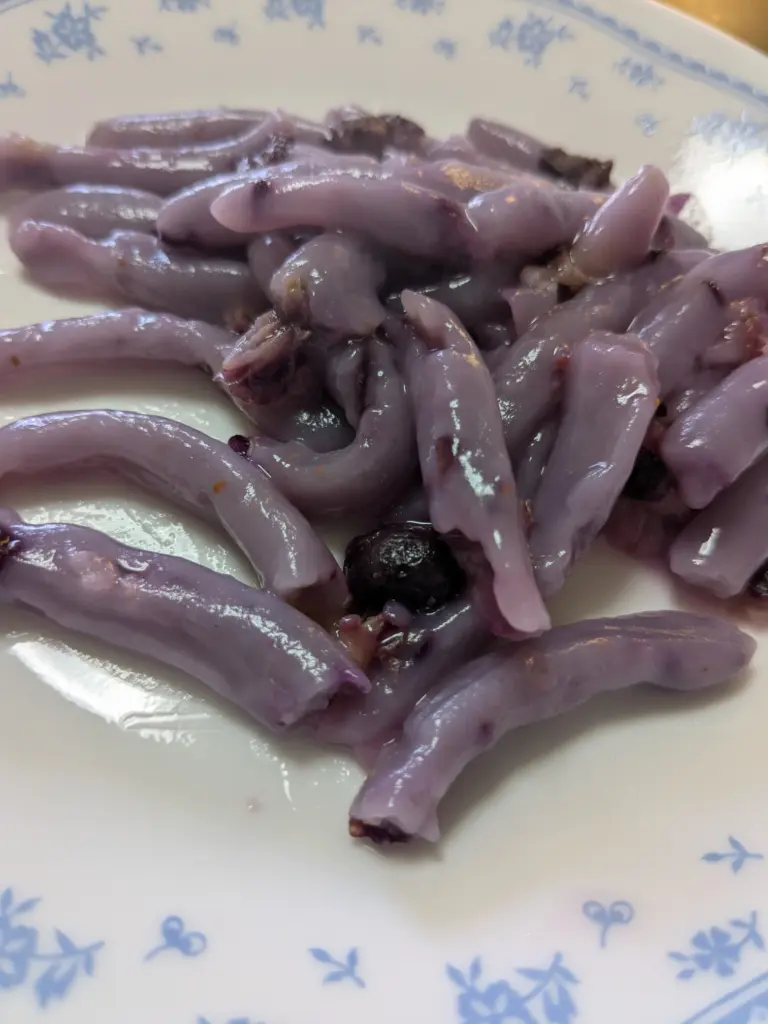 青いパスタ（@wa.akiko326さんより提供）