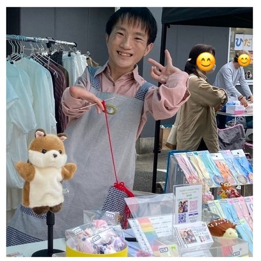 ハンドメイドイベントでのなみきさん（@namiki_handmadeさんより提供）