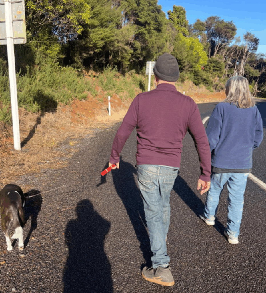 おじいさん、おばあさん、ワンちゃん（＠gongqiyao0414さんより提供）