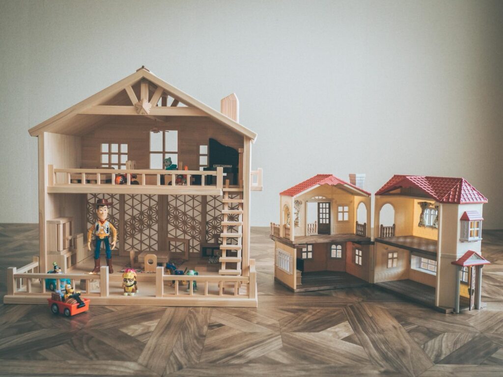 おじいちゃんの作ったドールハウス⑨（＠toitoitoi_spaceさんより提供）