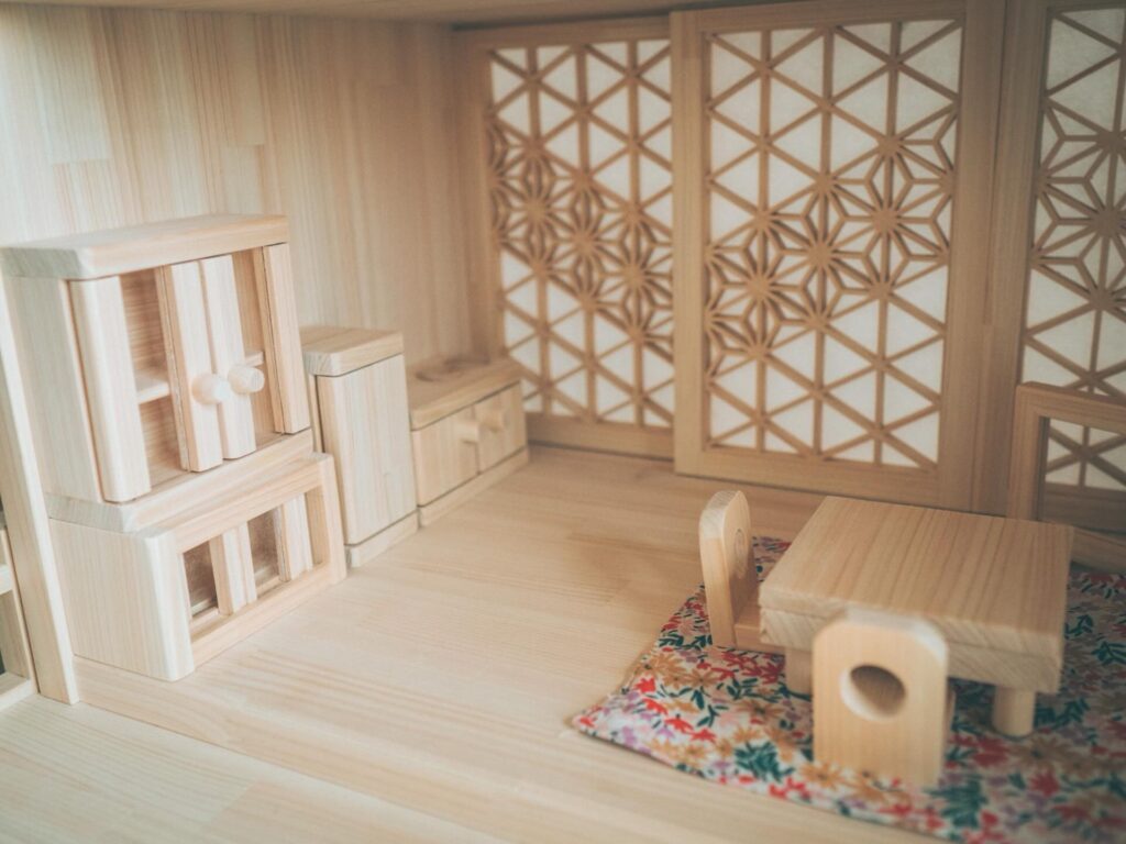 おじいちゃんの作ったドールハウス④（＠toitoitoi_spaceさんより提供）