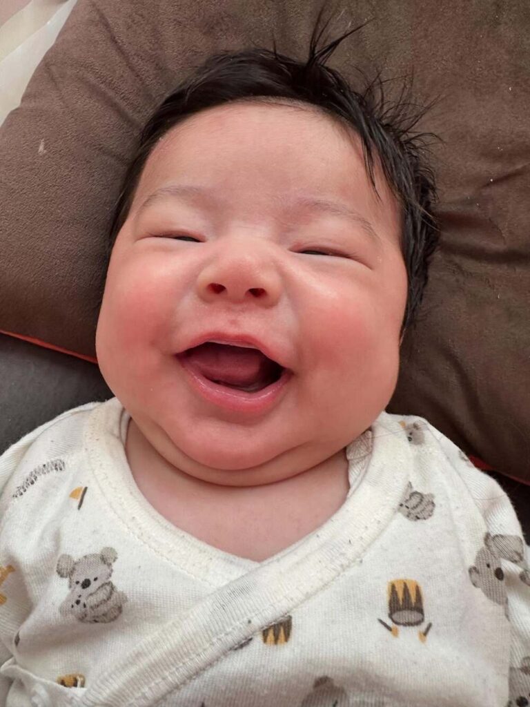 生後3ヶ月の息子さん（@anna_srkm_1030さんより提供）