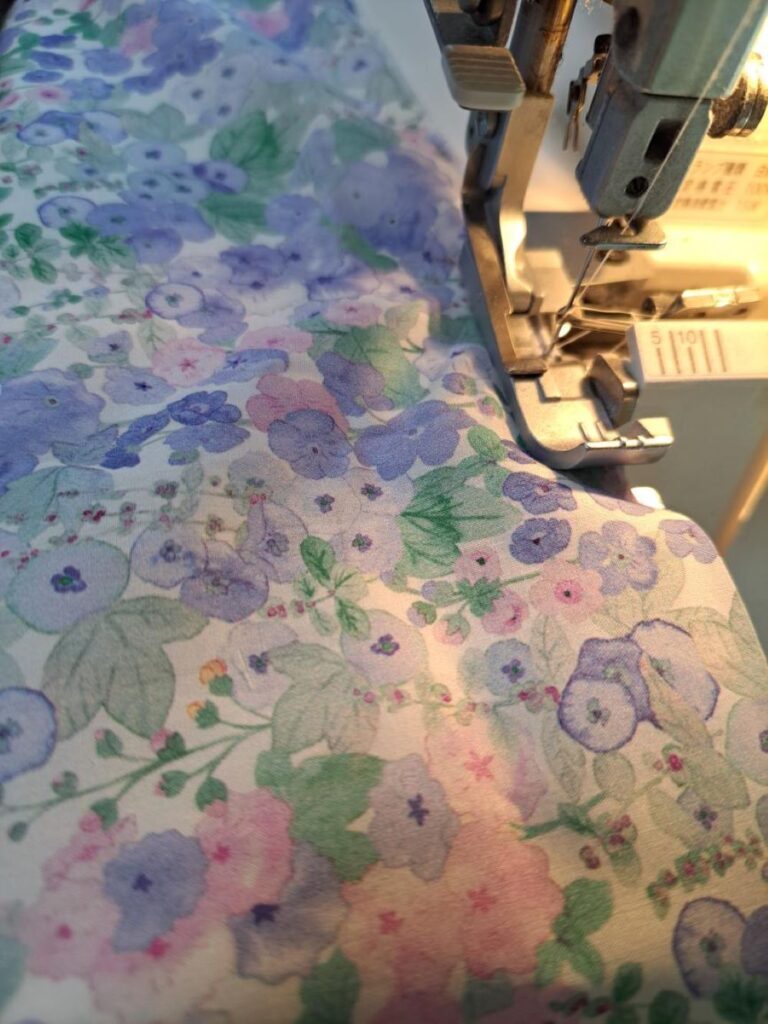 制作途中の様子（＠louloutte_officialさんより提供）