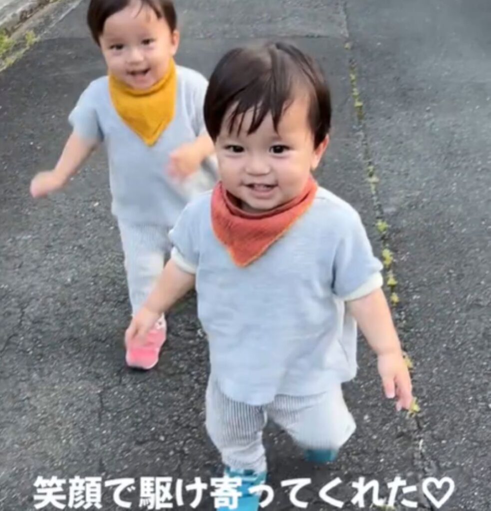 笑顔の2人（＠maikoneneさんより提供）