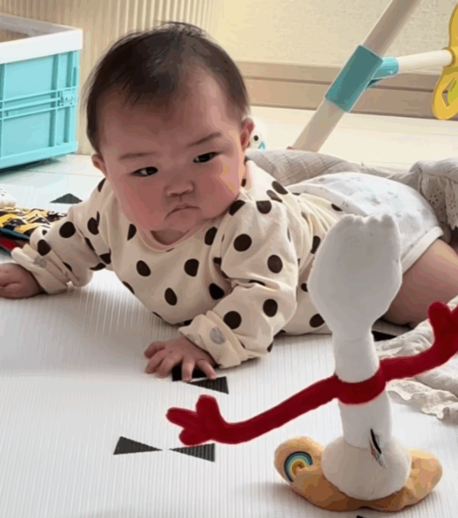 不思議そうな顔（@dosankofuufuさんより提供）