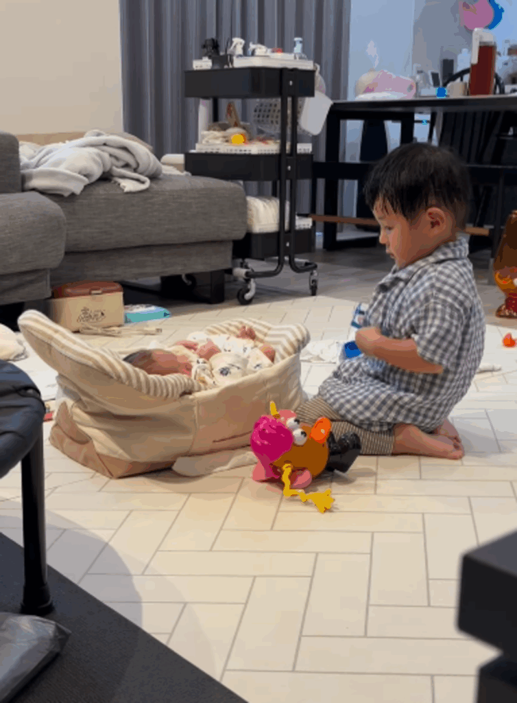 幼くも兄としての自覚が…（@ych__i1307さんより提供）