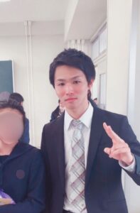 4年間、高校の先生だった男性　→9年後、現在のまさかの姿に…「凄すぎる」「初めて聞きました」「すごすぎる」「おーっ！」