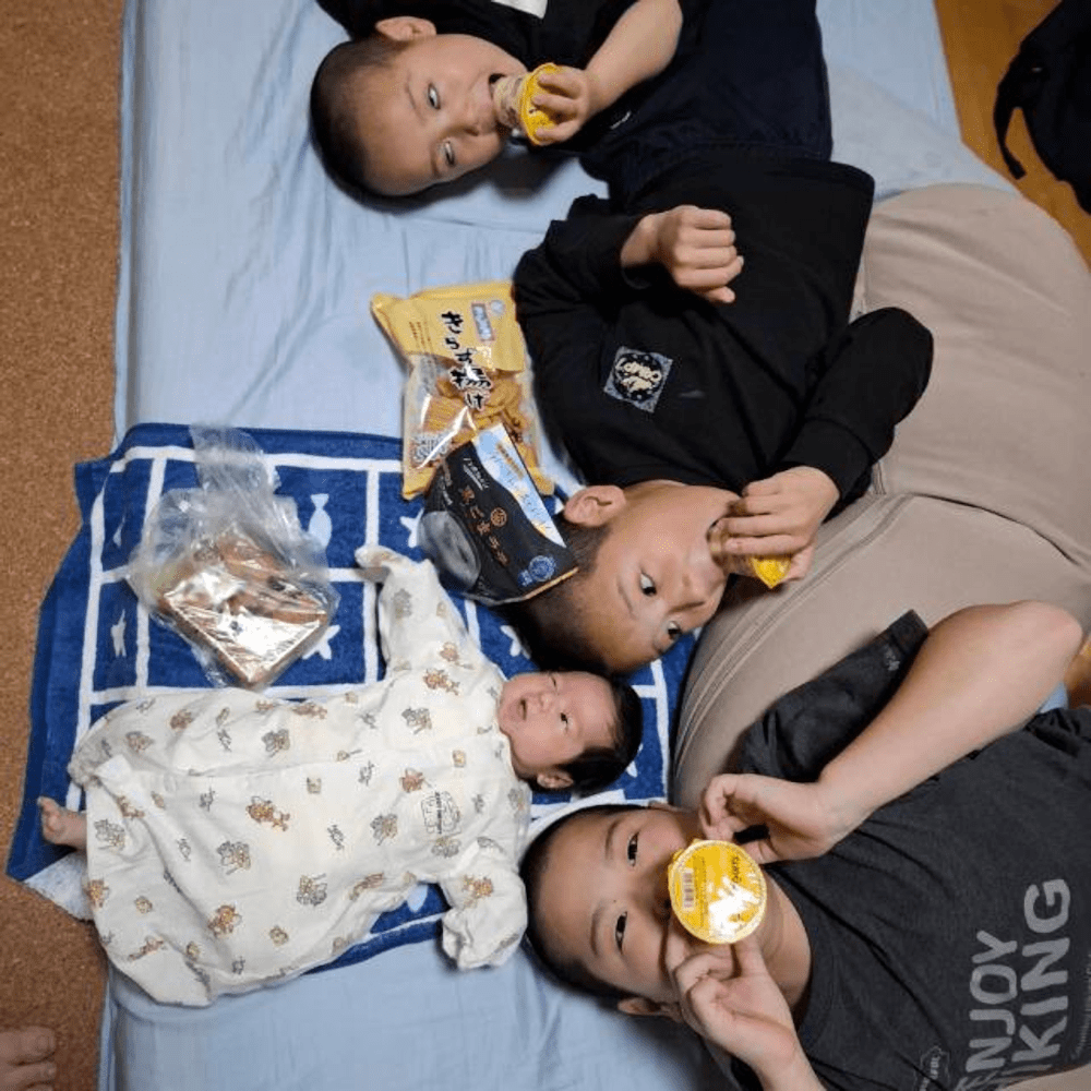 その他お兄ちゃんたちとの写真①（@kitake.4kidsさんより提供）