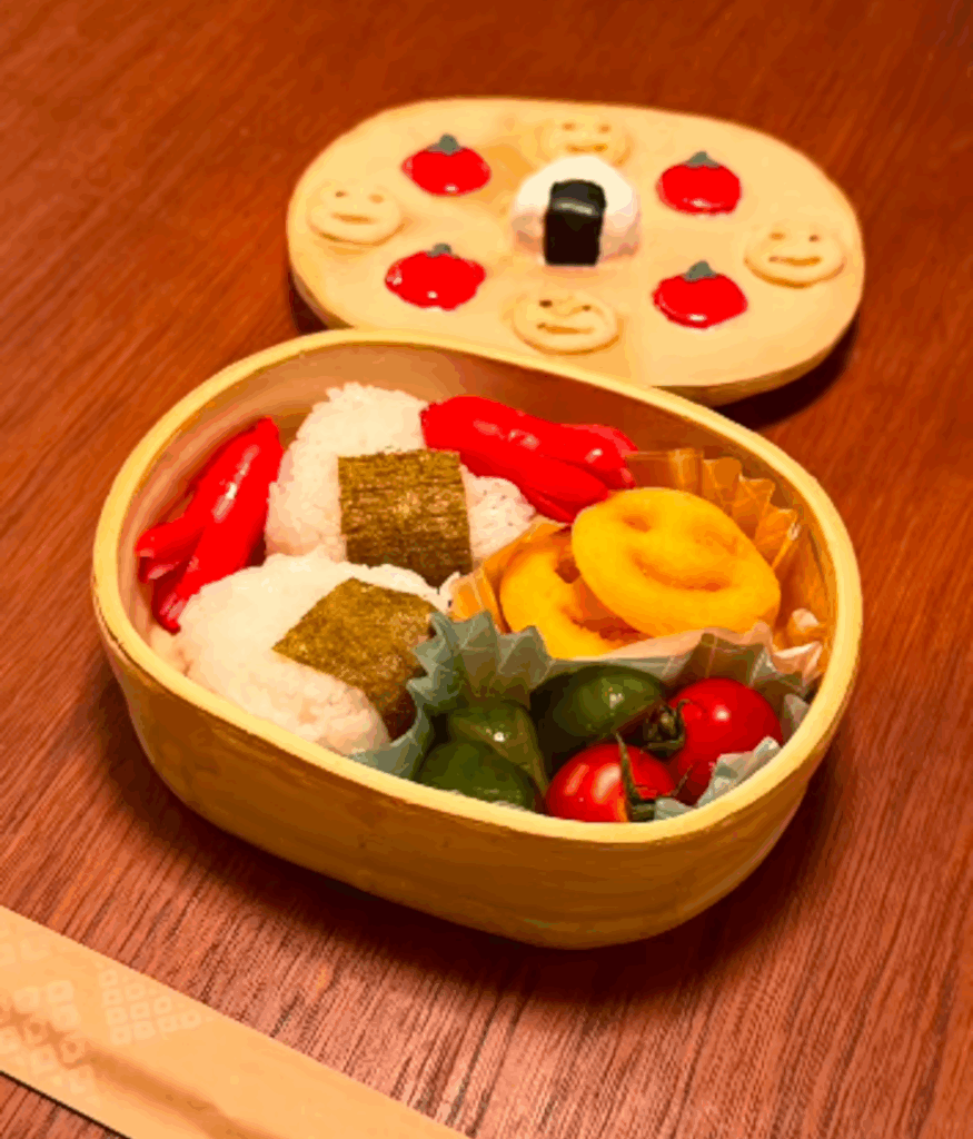 おかずを盛ったところ（@hokihoki_123さんより提供）