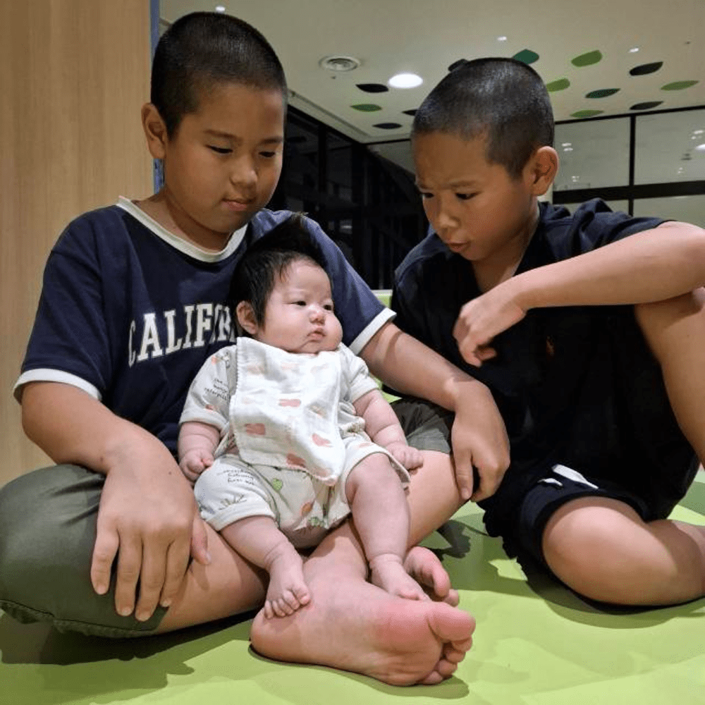 その他お兄ちゃんたちとの写真③（@kitake.4kidsさんより提供）