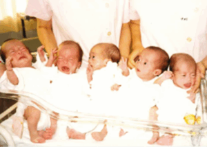 3年半の不妊治療の末、生まれた五つ子　→25年後の現在の姿に「自然な距離感」「やりきった」