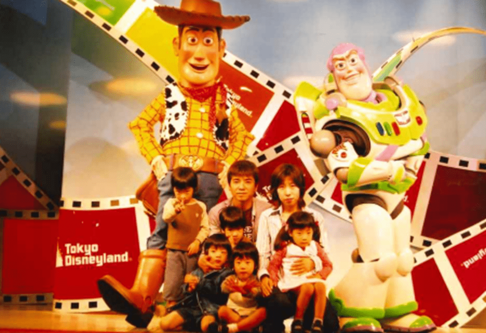 小さいころの家族写真（渡邉さんより提供）