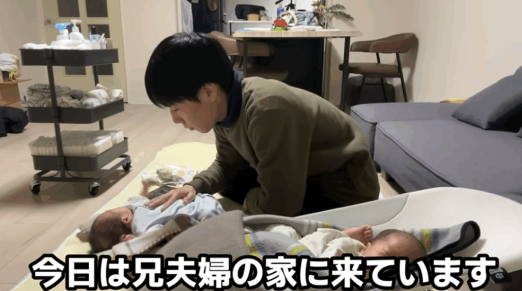 生後3週間の双子のお世話（＠hiro_hikageさんより提供）
