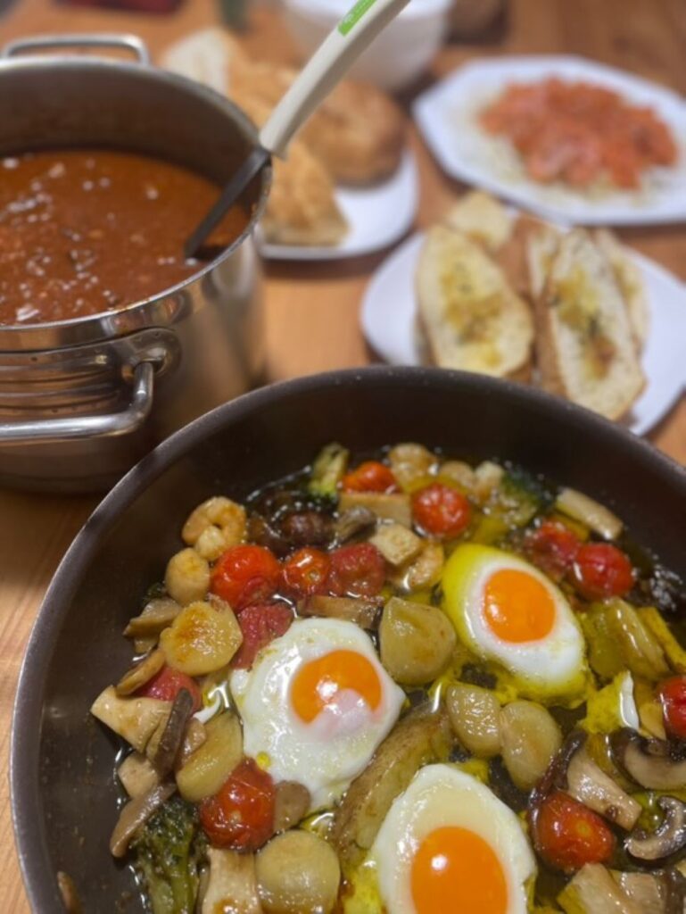 誕生日に夕飯作りを手伝ってくれた日のご飯（＠kyge.191292さんより提供）