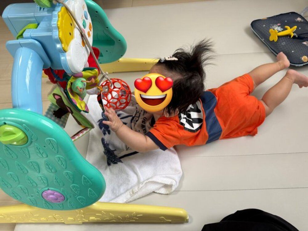 他の人よりママさんに抱っこされたい（@Lady070303さんより提供）