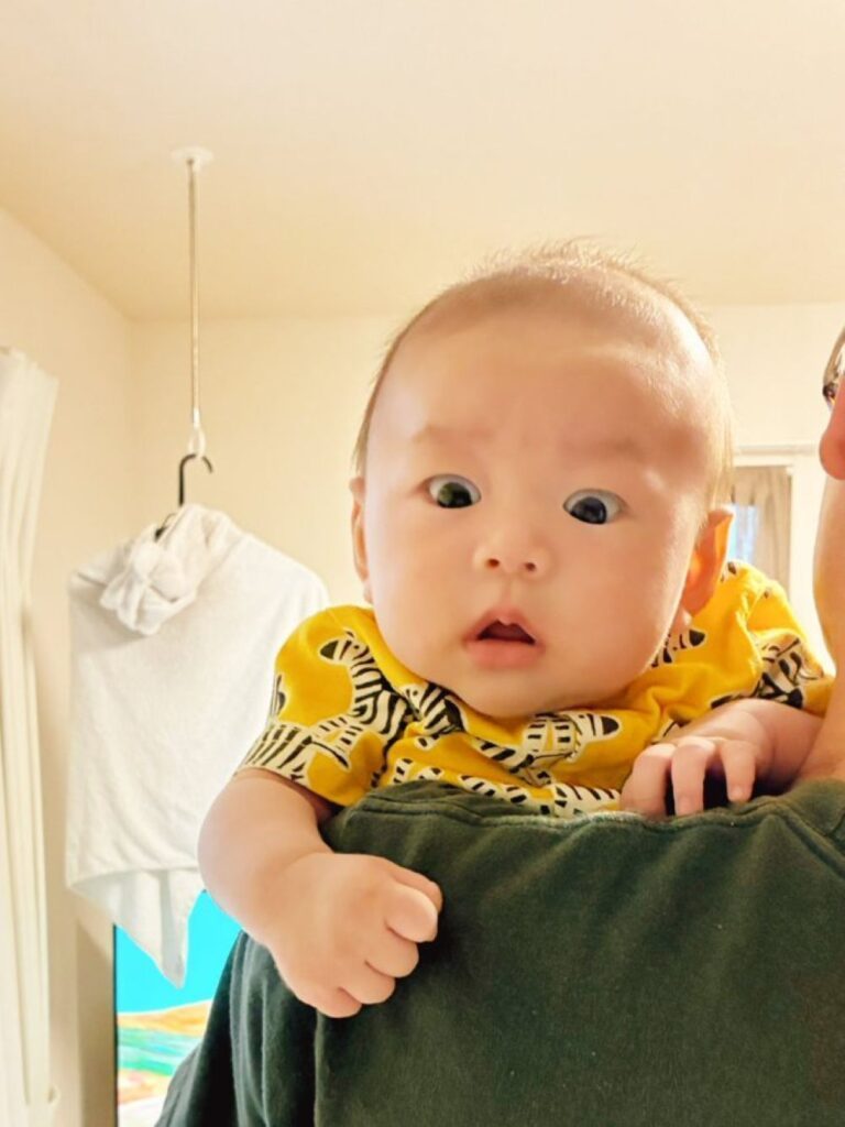 驚く息子さん（@7tsumiiinさんより提供）