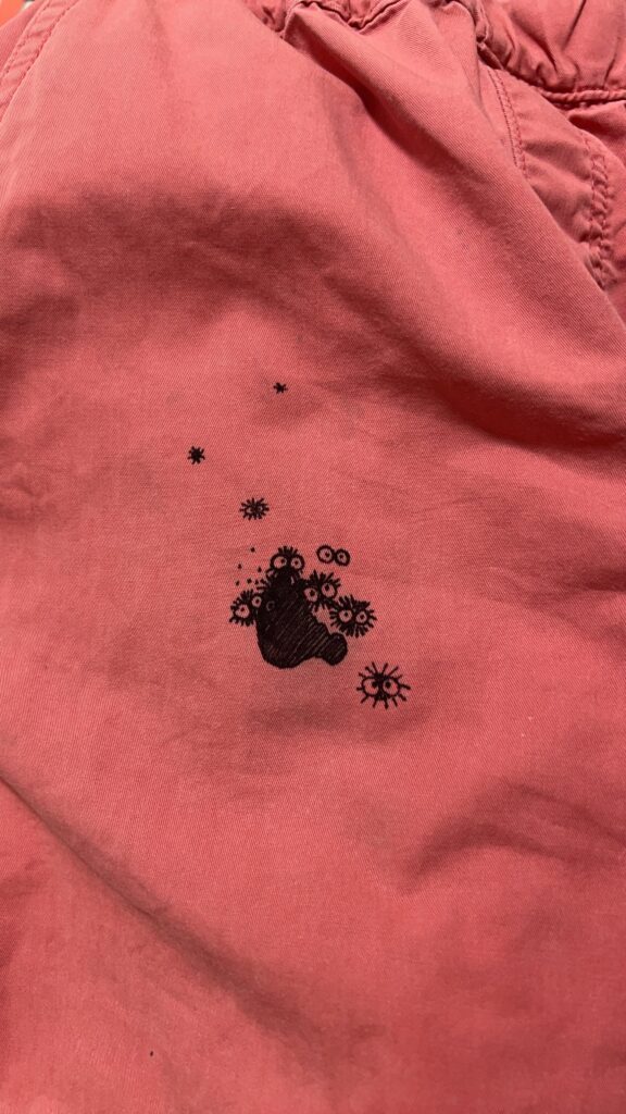 シミを活かした絵に（＠SAKIDIY1さんより提供）