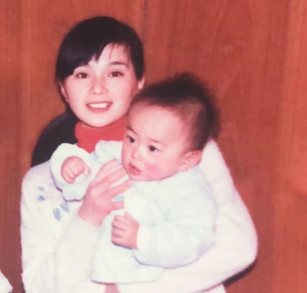 お母さんの若い頃⑥（＠ryoarataさんより提供）