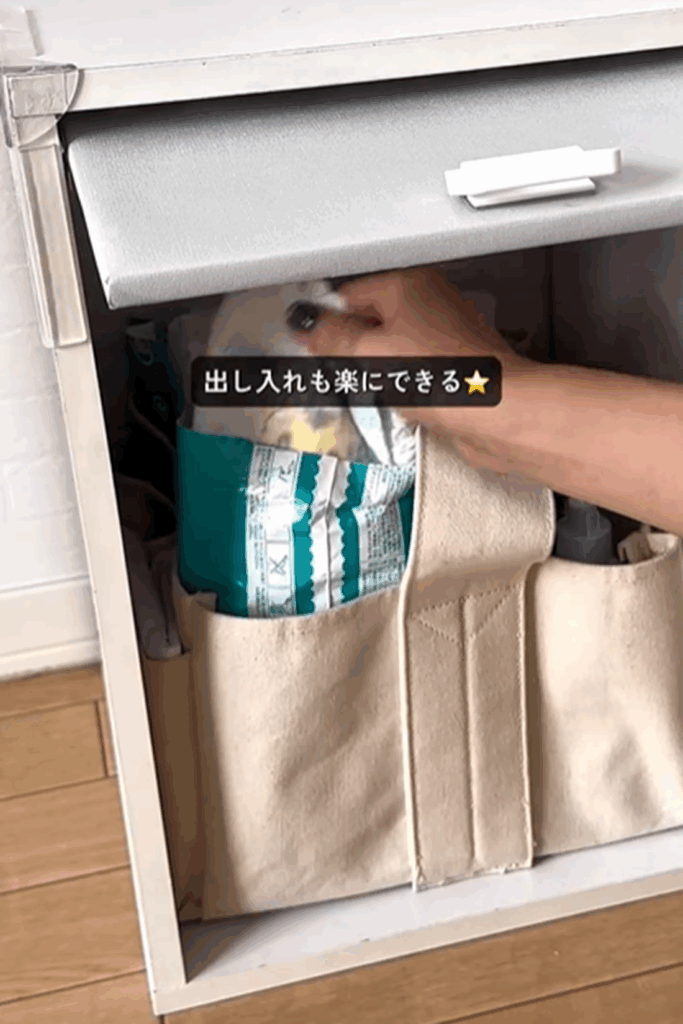 扉が収納できるから物も取り出しやすい！（＠emi_noieさんより提供）