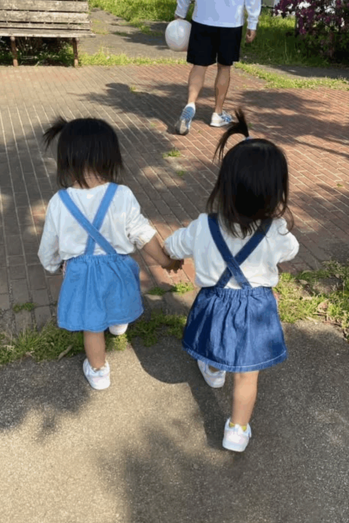 ゆずちゃんとみうちゃん（＠futago_mama.224さんより提供）