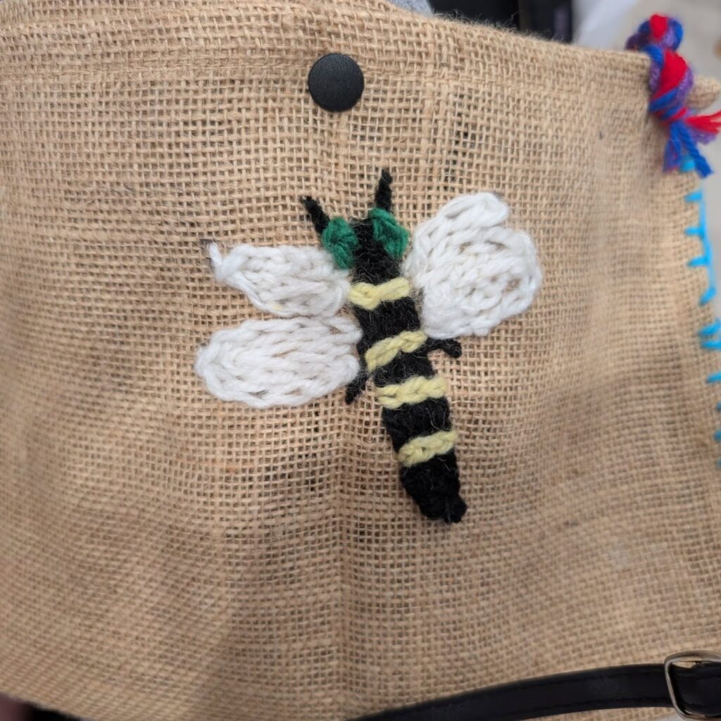 SNSで話題になった息子さんの作品（＠ako_globalmamaさんより提供）