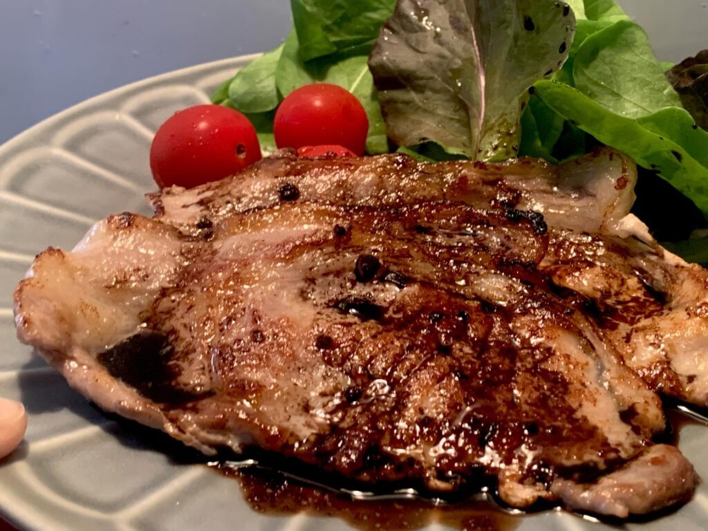 バルサミコソースの豚ソテー（＠_______kchan.kさんより提供）