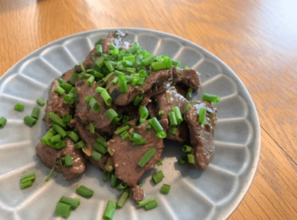 【実際の写真5枚】　ディナーの様子