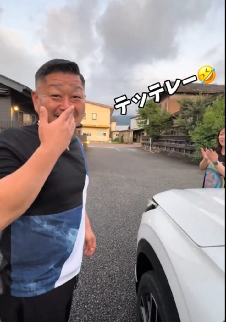 種明かししても怒らずニコニコ（＠taragi.yomeさんの投稿より）