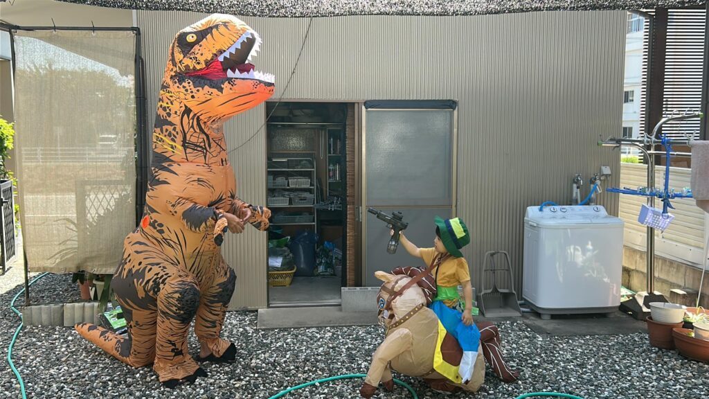 ヒーローごっこ①（＠wakkunnnnnnさんより提供）