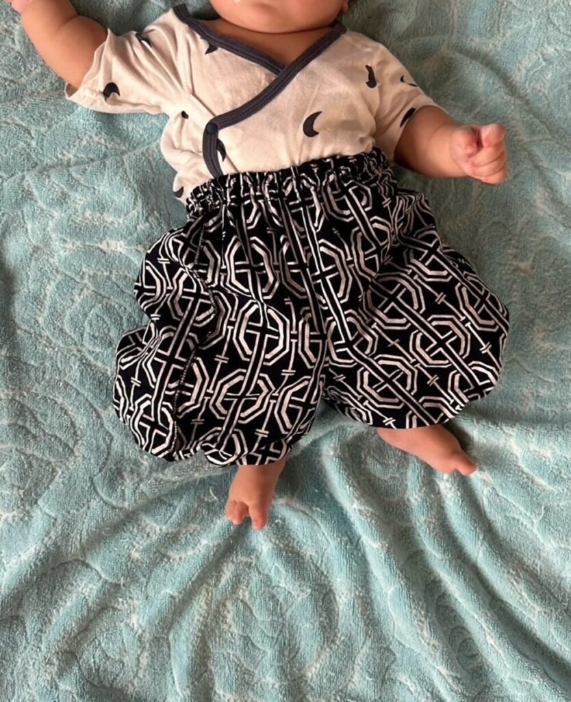 浴衣で作ったもんぺパンツ（@monpeeeeさんより提供）