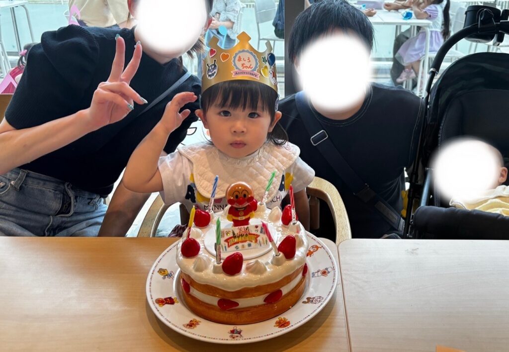 2歳のお誕生日（＠chirochanman.comさんより提供）