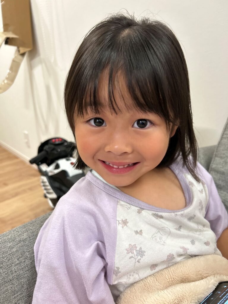 普段の娘さん①（＠7222_mmskさんより提供）