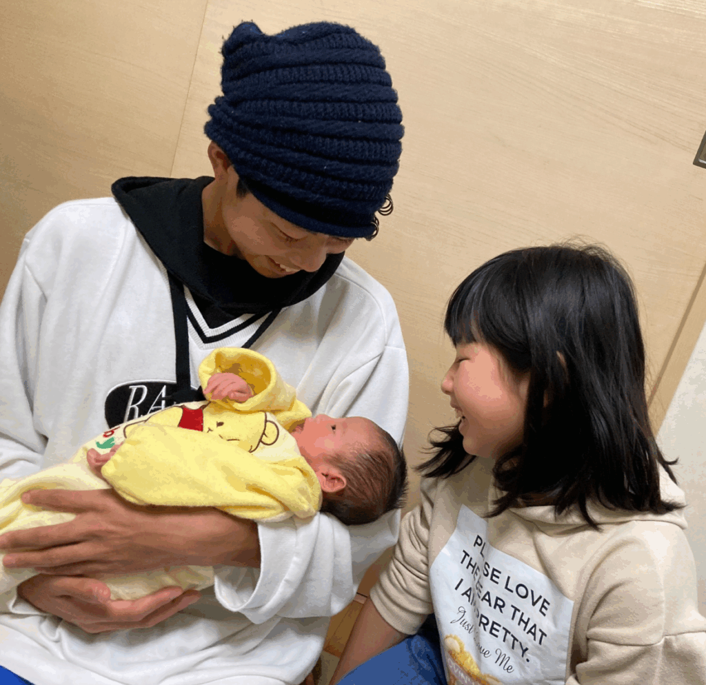 生後間もない弟さん（＠akari7682さんより提供）