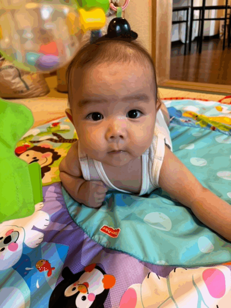 生後4ヶ月の息子さん①（＠abc03.31さんより提供）