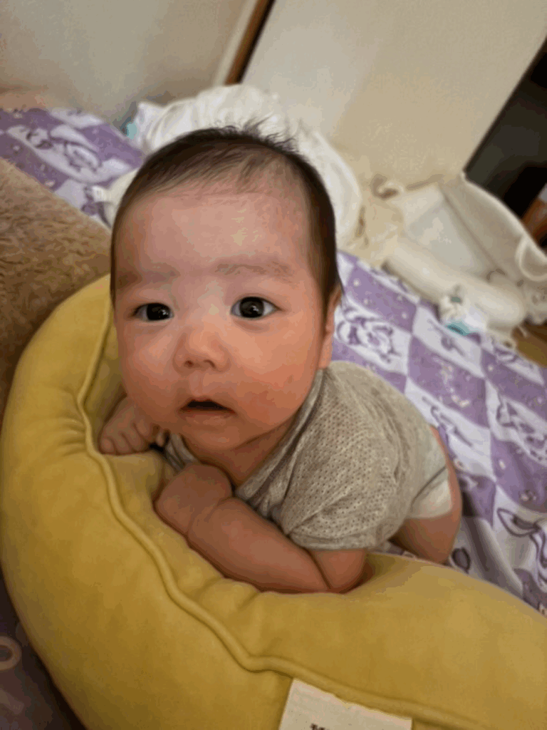 生後1ヶ月半の息子さん（＠abc03.31さんより提供）
