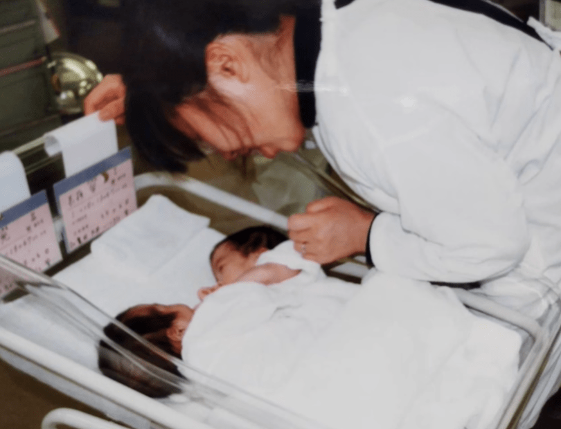 母と2人の様子（@sakahika
さんから提供）