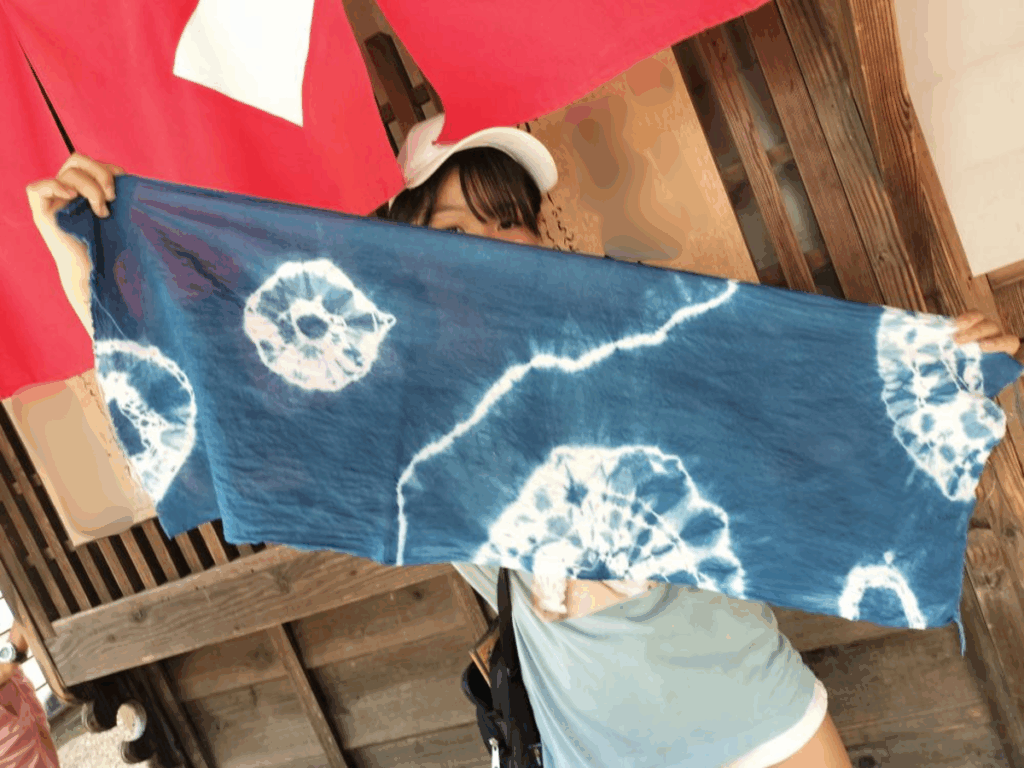 娘さんの染め物（@i_am_iamuさんより提供）